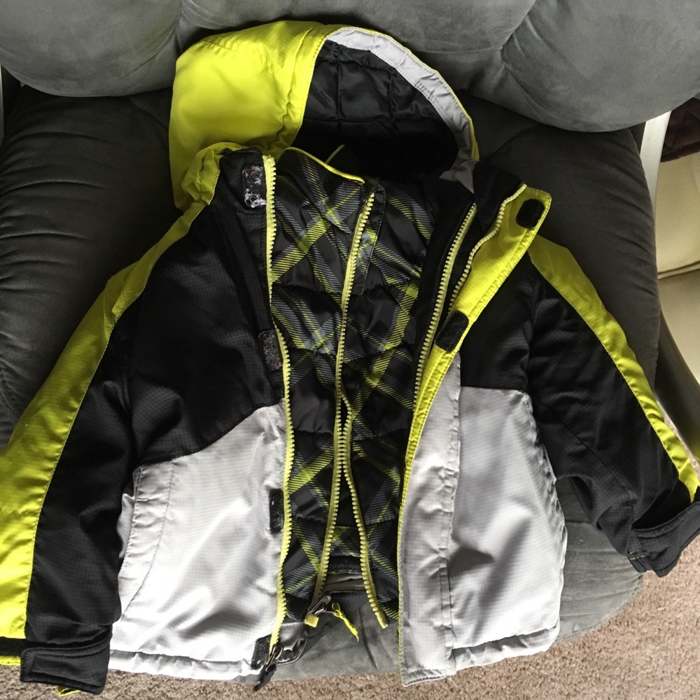 Toddler’s puffer jacket (24 month old toddler)
